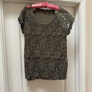 Cable & & Gauge lace front top